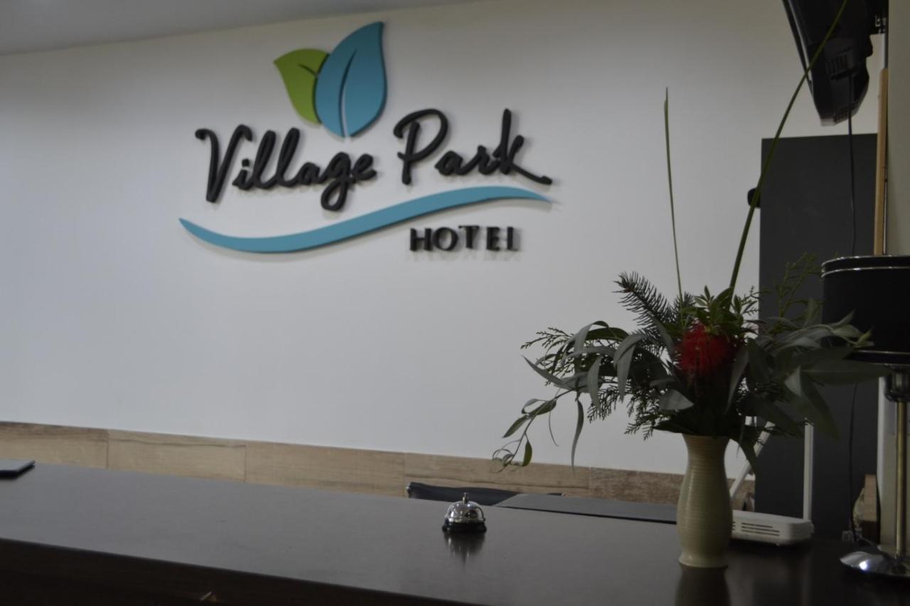 Village Park تانديل المظهر الخارجي الصورة